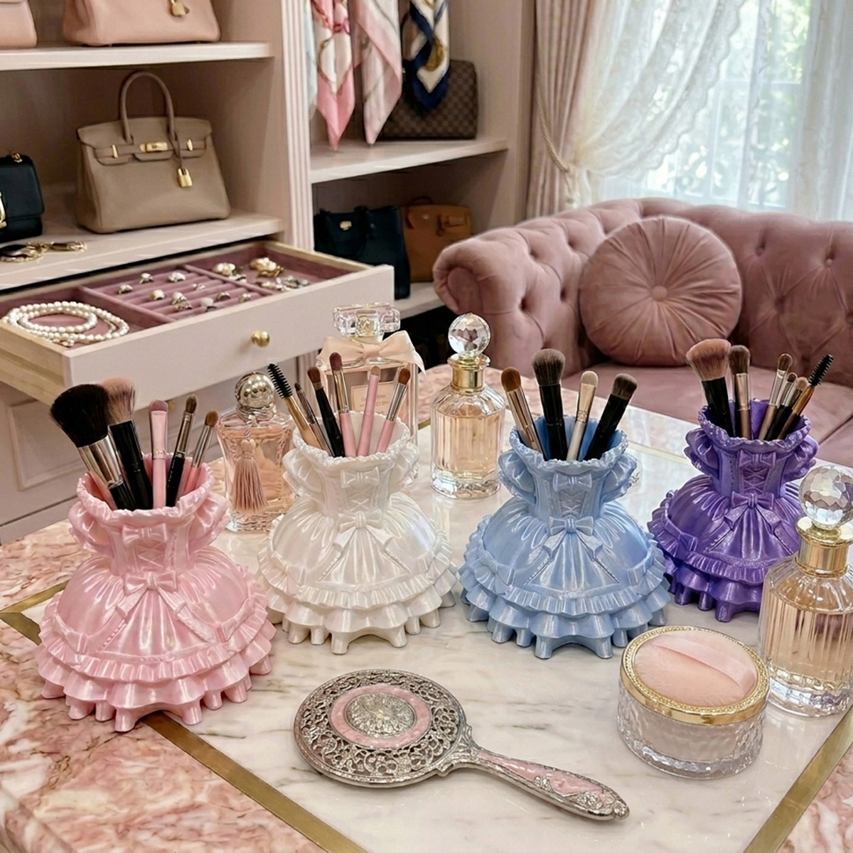 3D Printing Holder - ที่ใส่แปรงแต่งหน้าและที่วางปากกาลายชุดเจ้าหญิง, ที่จัดระเบียบบนโต๊ะทำงานแบบ 3 มิติ, ของตกแต่งโต๊ะเครื่องแป้งแบบวิบวับ